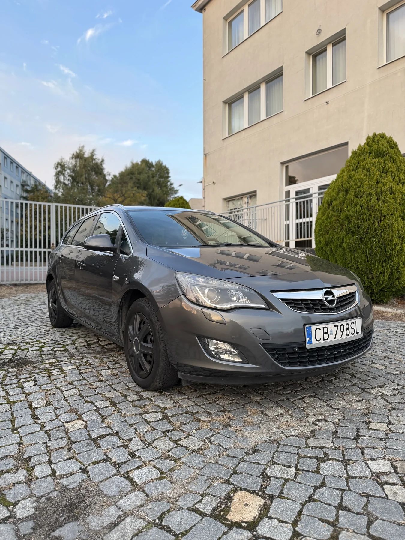 2011 Opel Astra J 2.0 CDTI, 2011